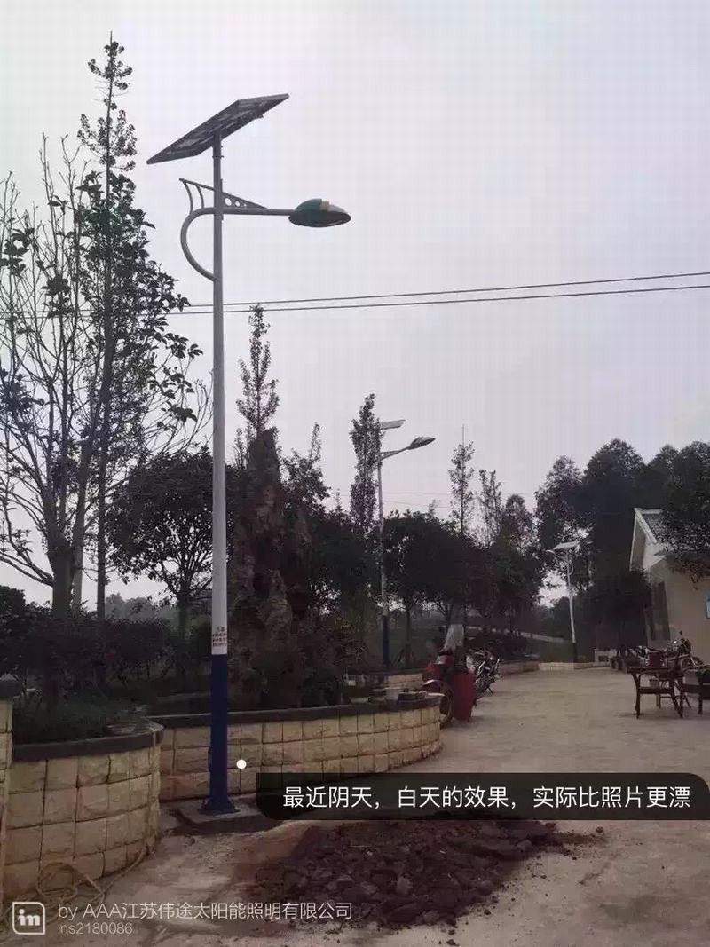 江西吉首新农村建设太阳能路灯安装案例